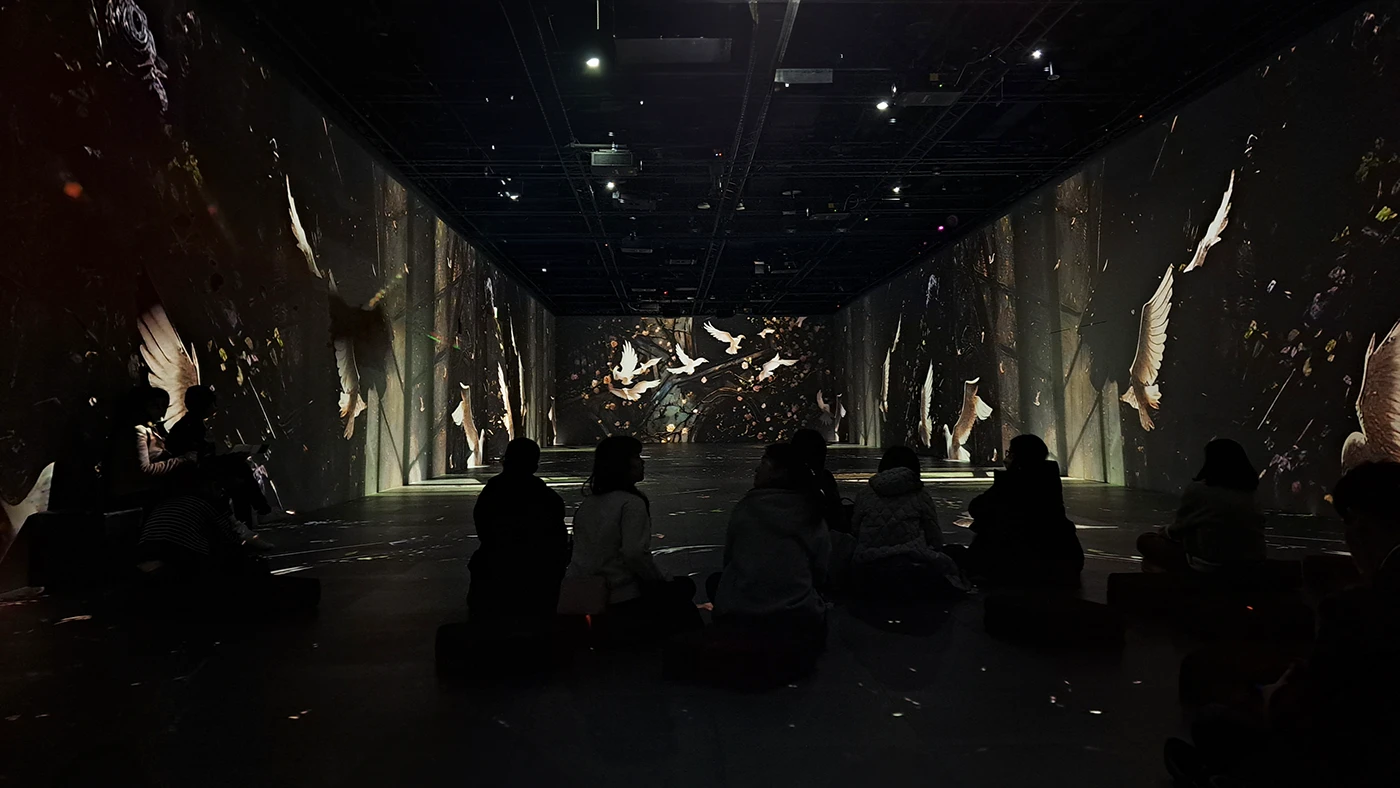 Re: Paul Chiang AIGC immersive exhibition at AMBI SPACE ONE